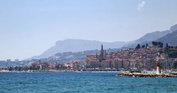 Soldager i Menton